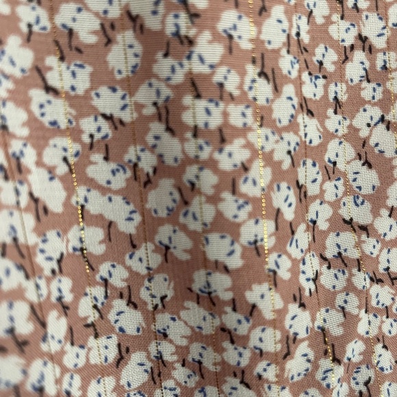 Sienna Sky S Floral Sleeveless tied elastic bottom button keyhole back - Picture 3 of 7